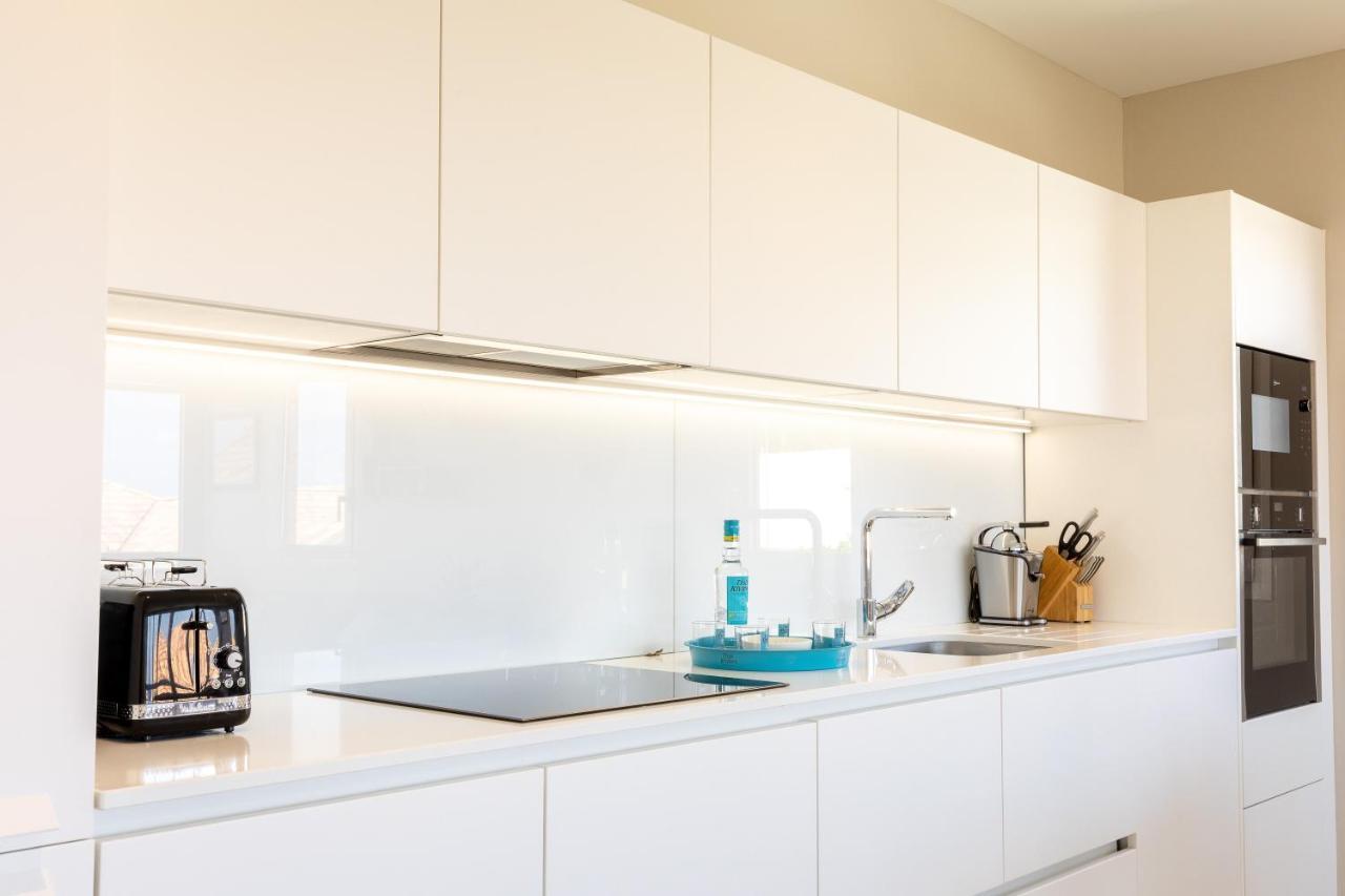 Eden Roc Appartements Ле Диамант Екстериор снимка